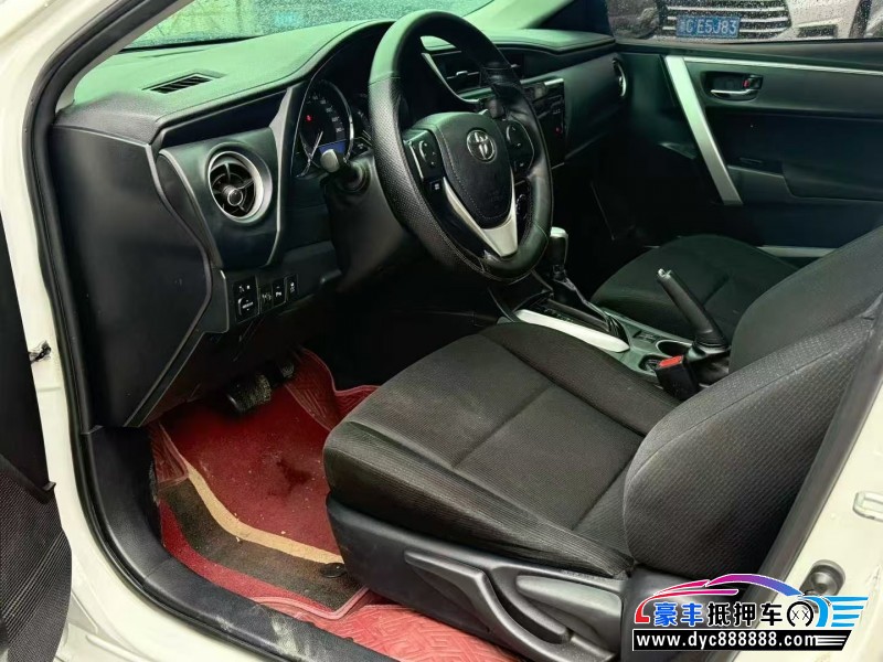 18年丰田雷凌轿车抵押车出售