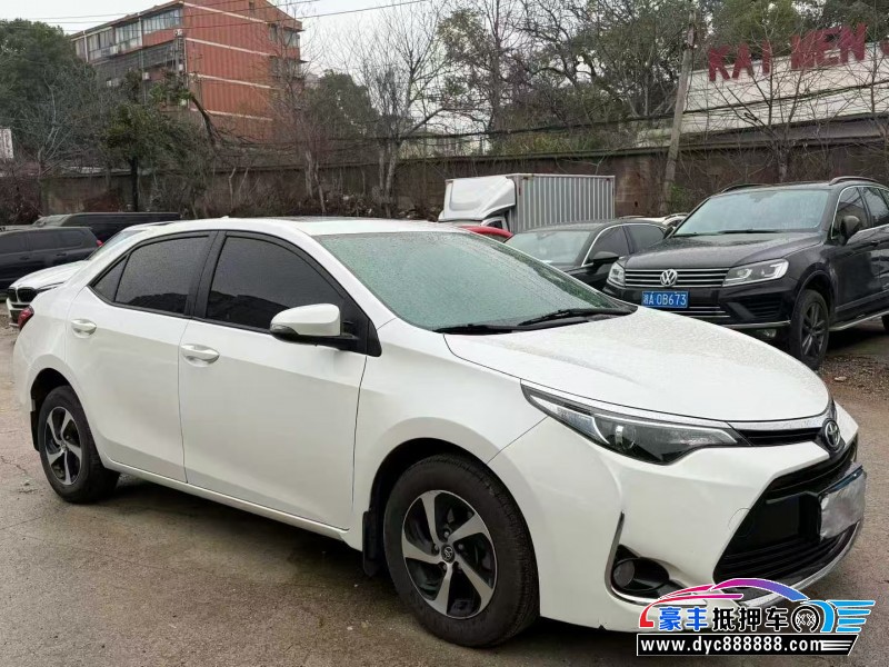 18年丰田雷凌轿车抵押车出售