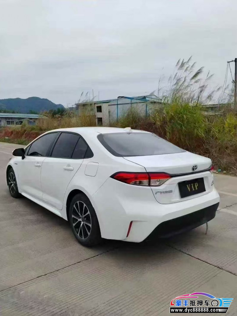 23年丰田雷凌轿车抵押车出售