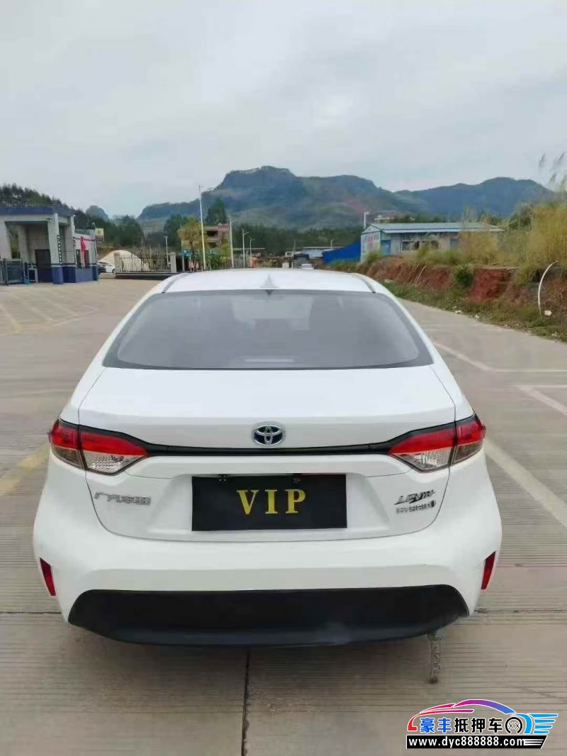 23年丰田雷凌轿车抵押车出售