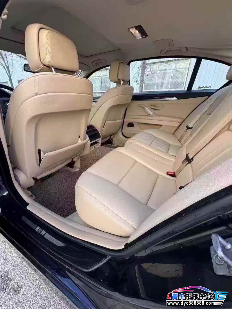 12年宝马5系轿车抵押车出售