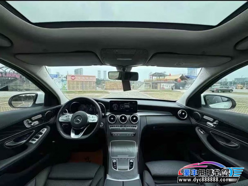 20年奔驰C轿车抵押车出售