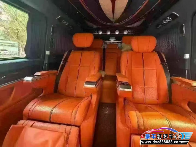 22年奔驰威霆MPV抵押车出售