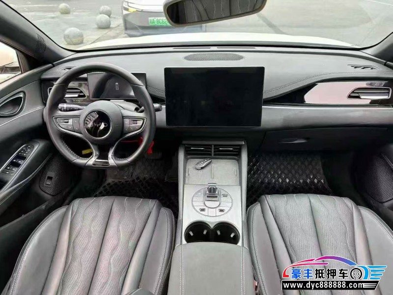 25年比亚迪海豹轿车抵押车出售