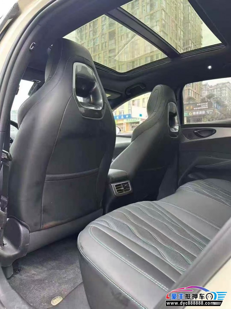 25年比亚迪海豹轿车抵押车出售