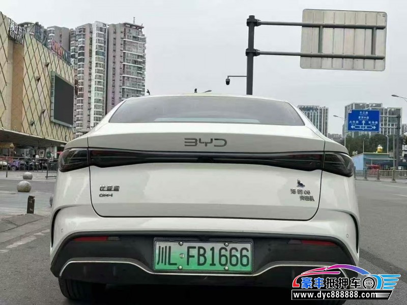 25年比亚迪海豹轿车抵押车出售