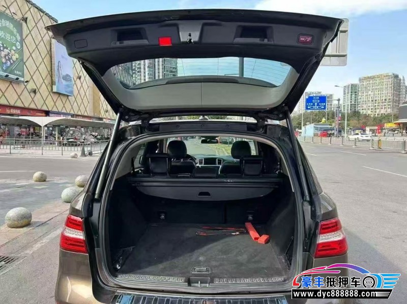 15年奔驰MLSUV抵押车出售