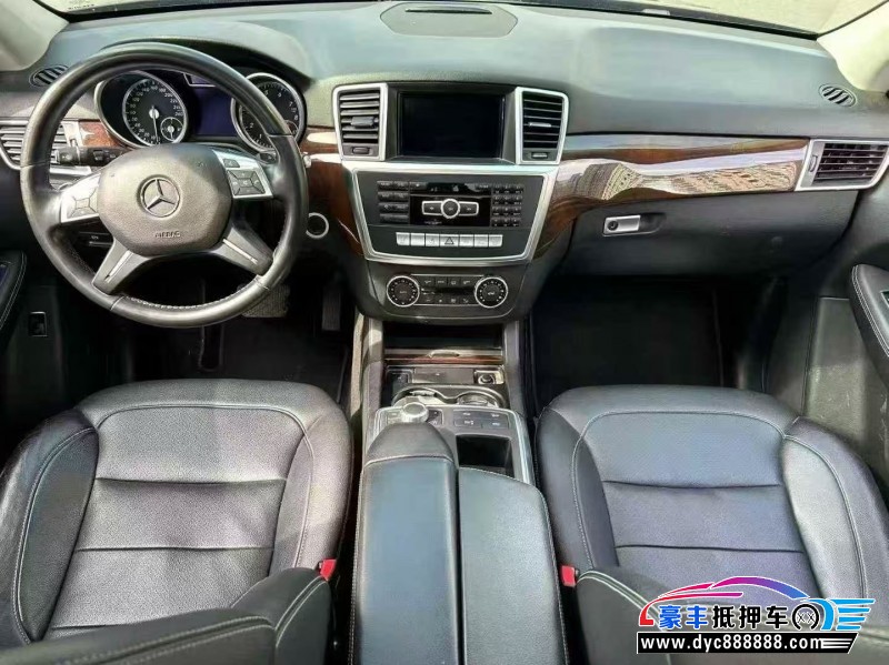15年奔驰MLSUV抵押车出售