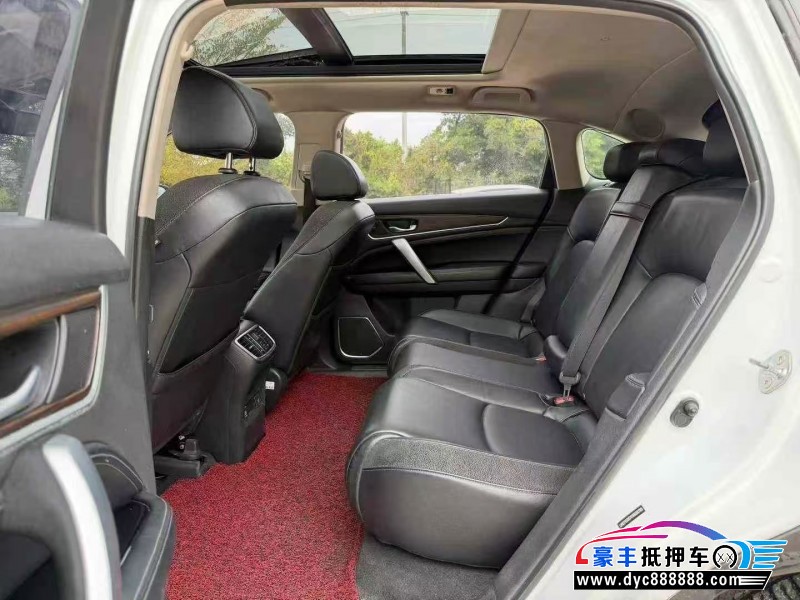 17年本田冠道轿车抵押车出售