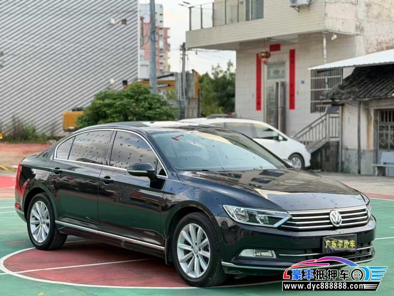 18年大众迈腾轿车抵押车出售