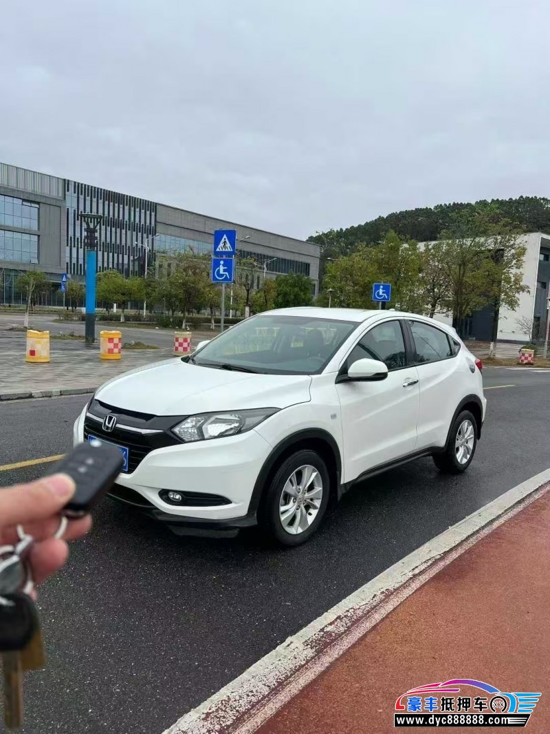 18年本田缤智轿车抵押车出售