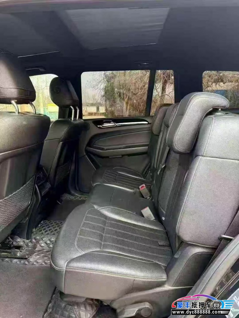 18年奔驰GLS轿车抵押车出售