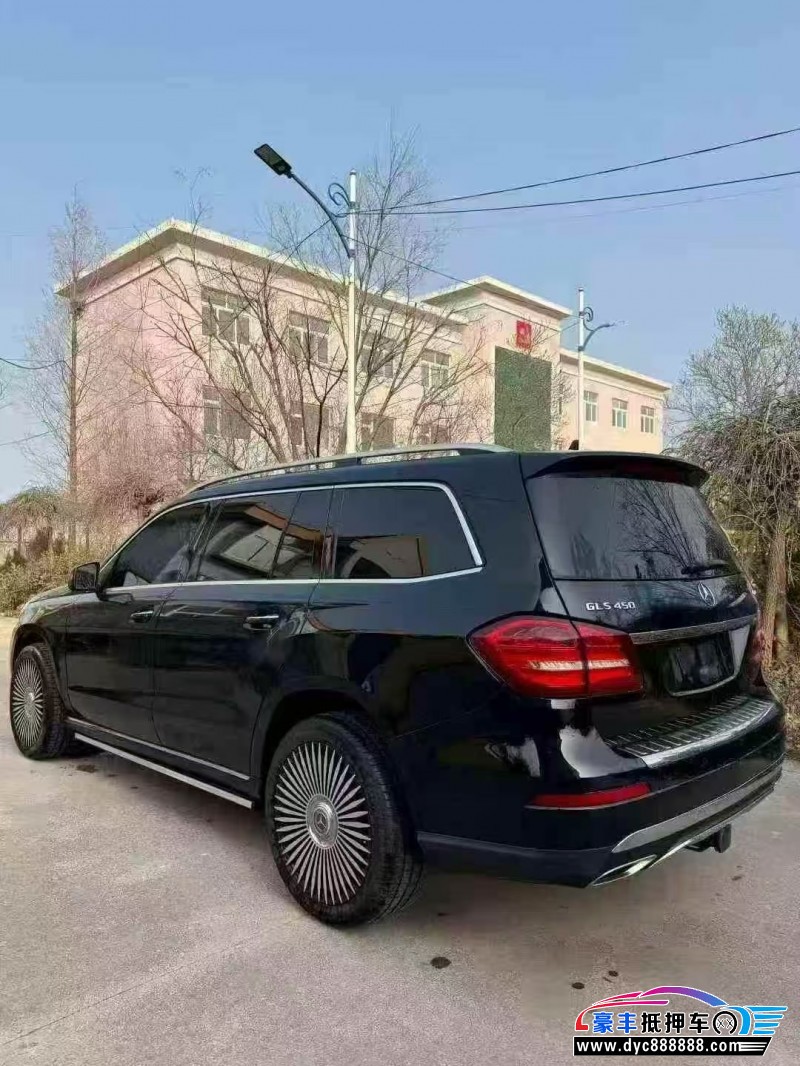 18年奔驰GLS轿车抵押车出售