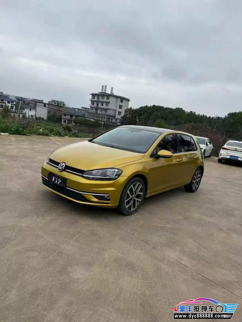 18年大众高尔夫轿车抵押车出售