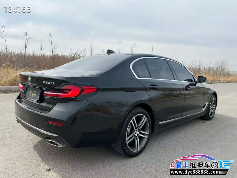 22年宝马5系轿车抵押车出售