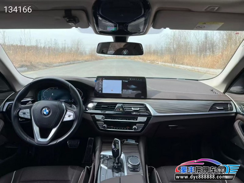 22年宝马5系轿车抵押车出售