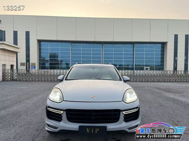 15年保时捷卡宴轿车抵押车出售