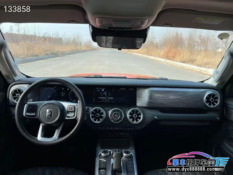 24年WEY坦克300轿车抵押车出售