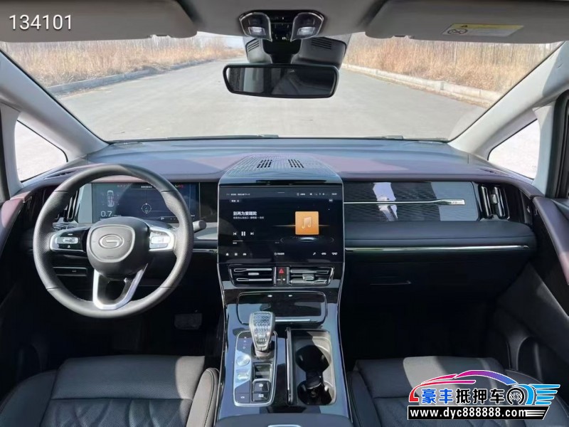 23年传祺M8轿车抵押车出售