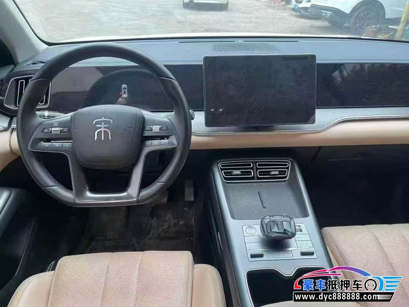 24年比亚迪宋轿车抵押车出售