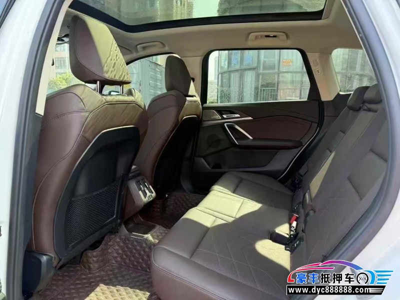 24年宝马X1轿车抵押车出售