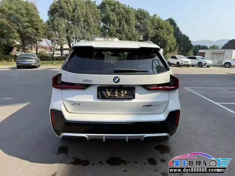 24年宝马X1轿车抵押车出售