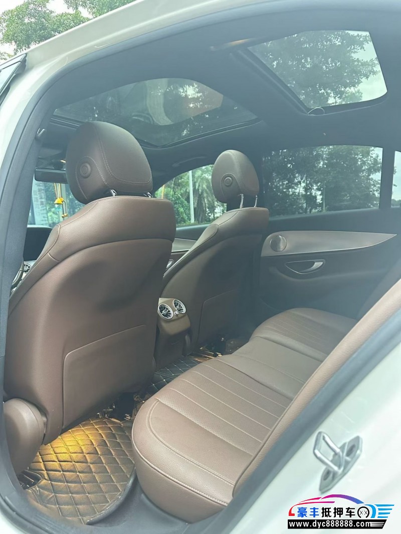 18年保时捷卡宴轿车抵押车出售