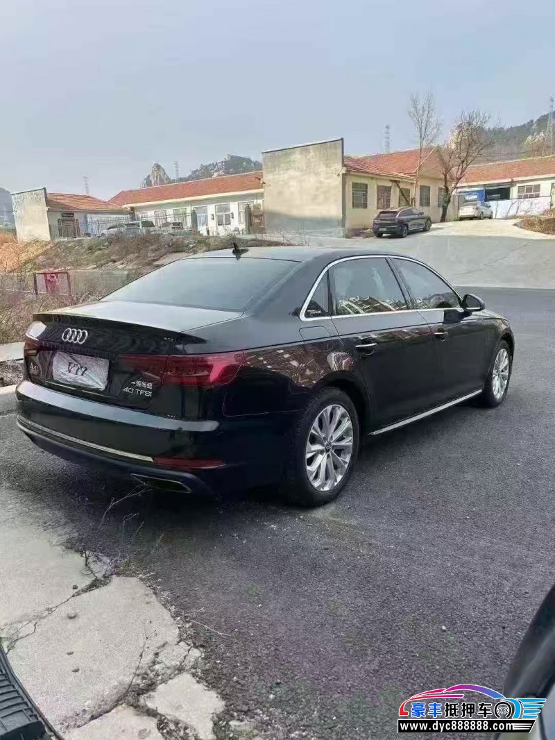 19年奥迪A4L轿车抵押车出售