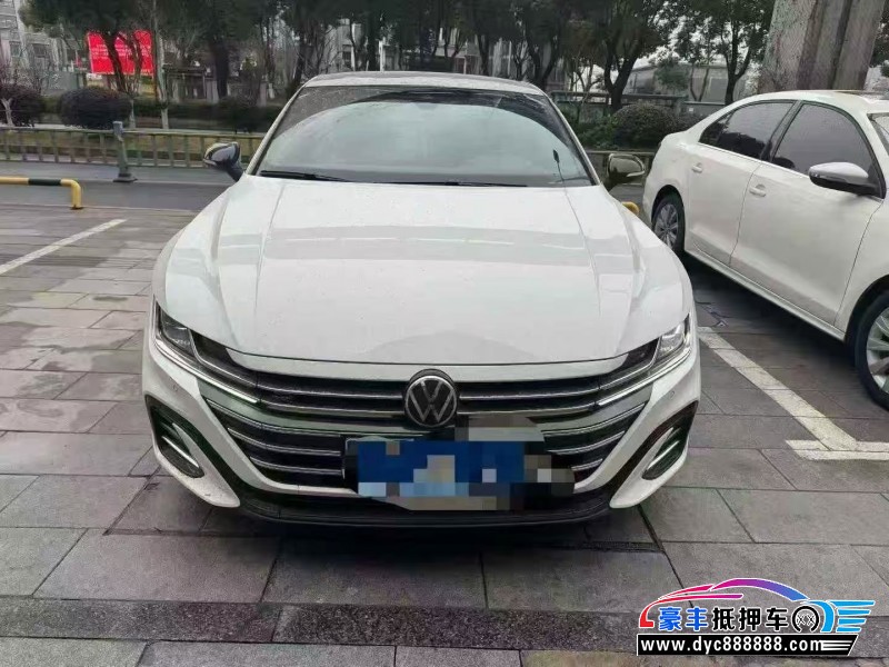 抵押车出售23年大众CC轿车