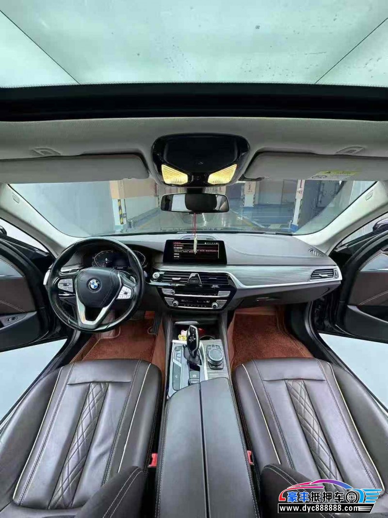 20年宝马5系轿车抵押车出售