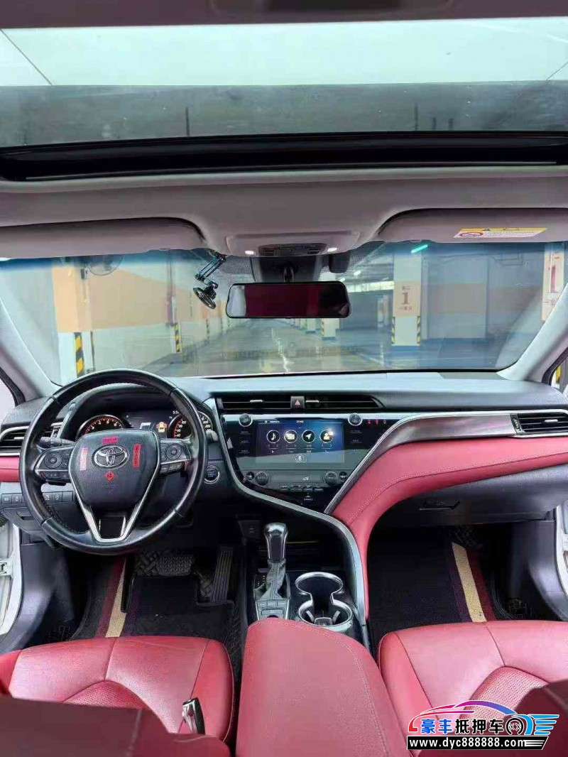 20年丰田凯美瑞轿车抵押车出售