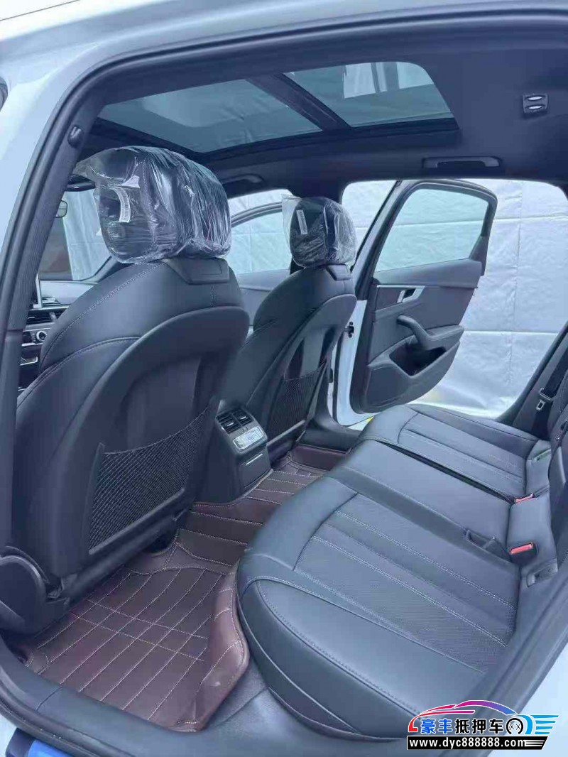 25年奥迪A4L轿车抵押车出售