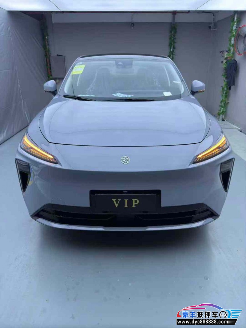 25年启辰大V轿车抵押车出售