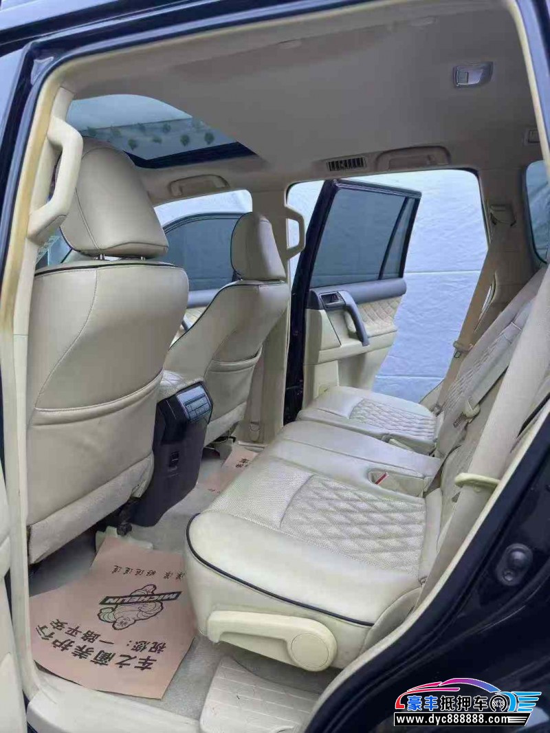 18年丰田普拉多（霸道）轿车抵押车出售