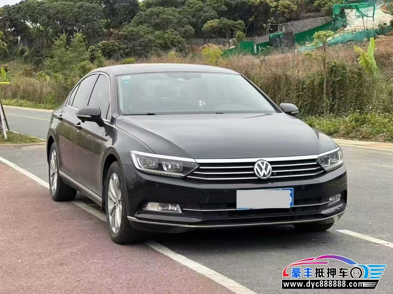 18年大众迈腾轿车抵押车出售