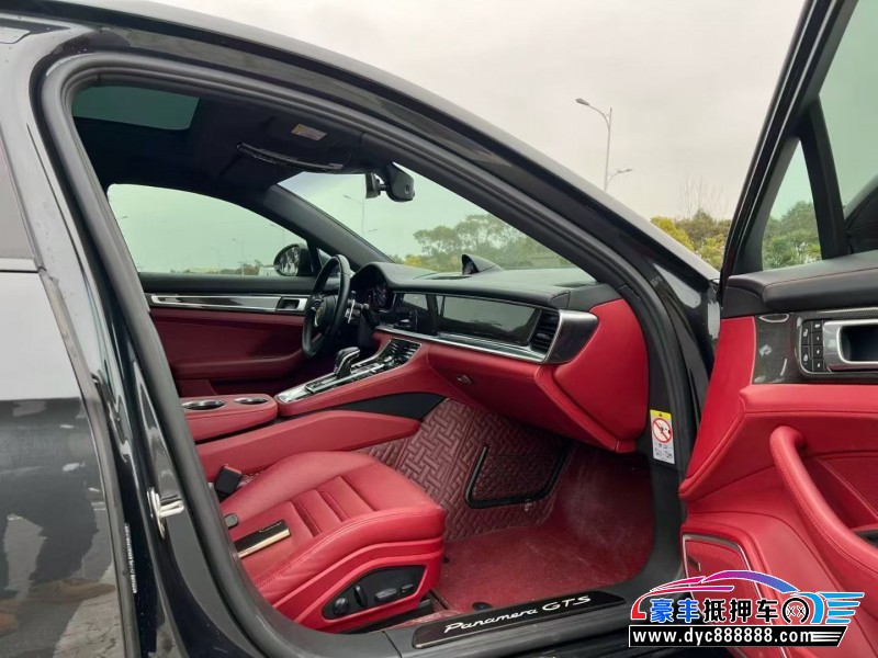 22年保时捷帕纳梅拉轿车抵押车出售