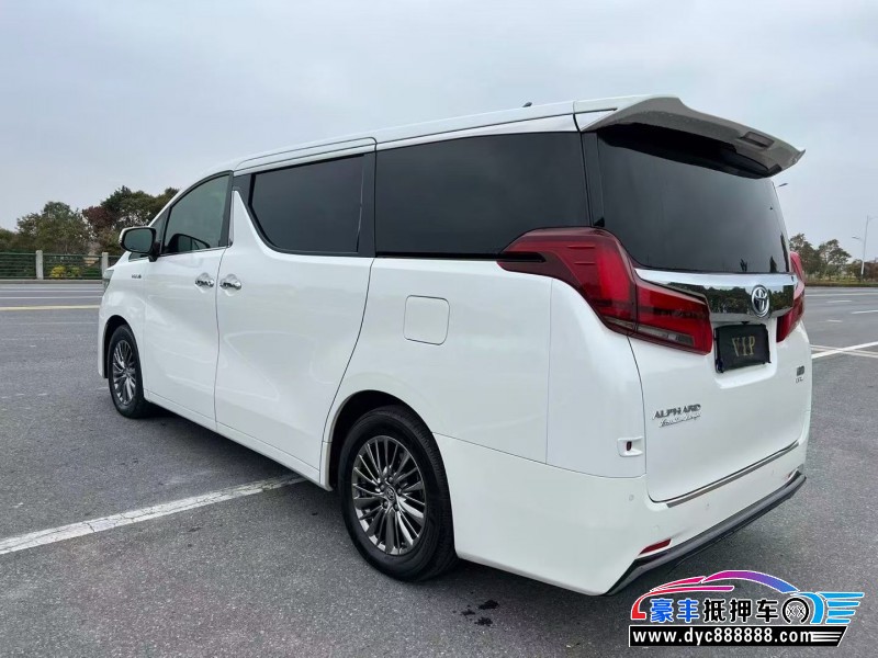 20年丰田埃尔法轿车抵押车出售