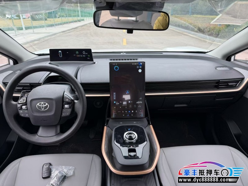 25年丰田BZ3轿车抵押车出售