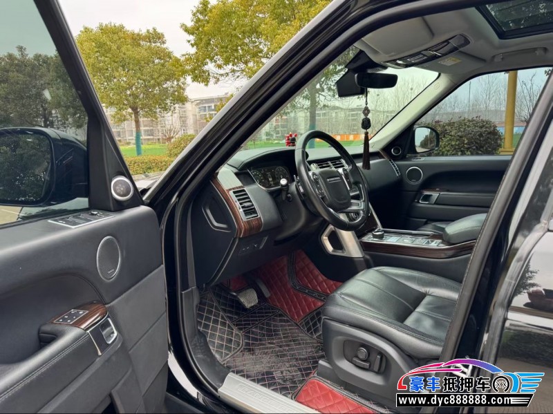 18年路虎揽胜行政轿车抵押车出售