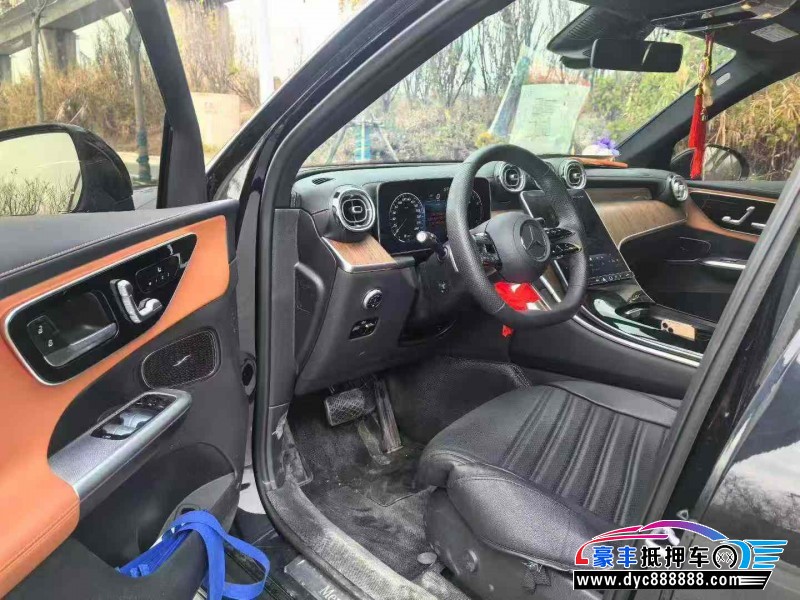 23年奔驰GLC轿车抵押车出售