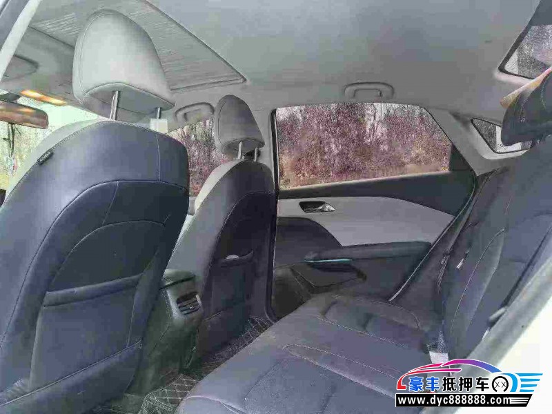 22年雪佛兰科鲁兹轿车抵押车出售