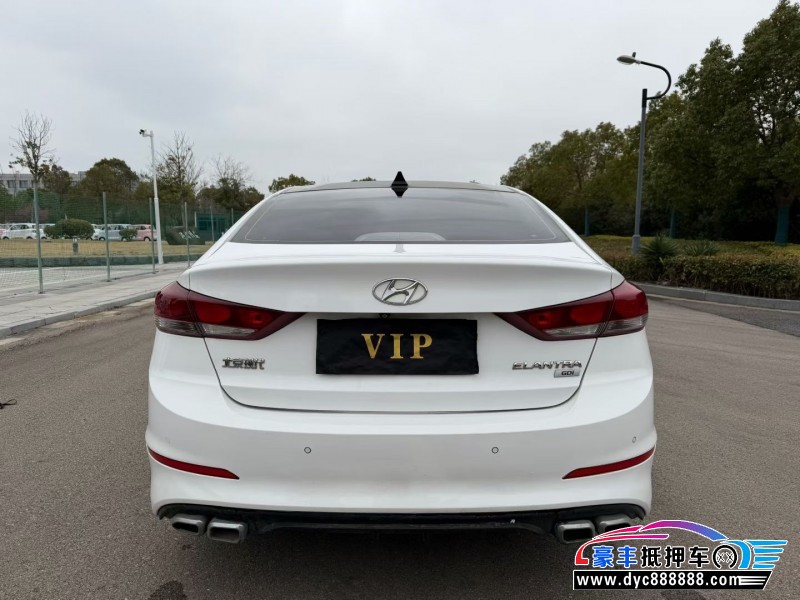 18年现代领动轿车抵押车出售