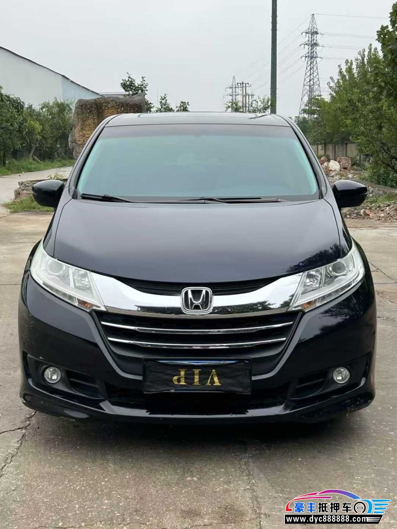 抵押车出售17年本田奥德赛轿车