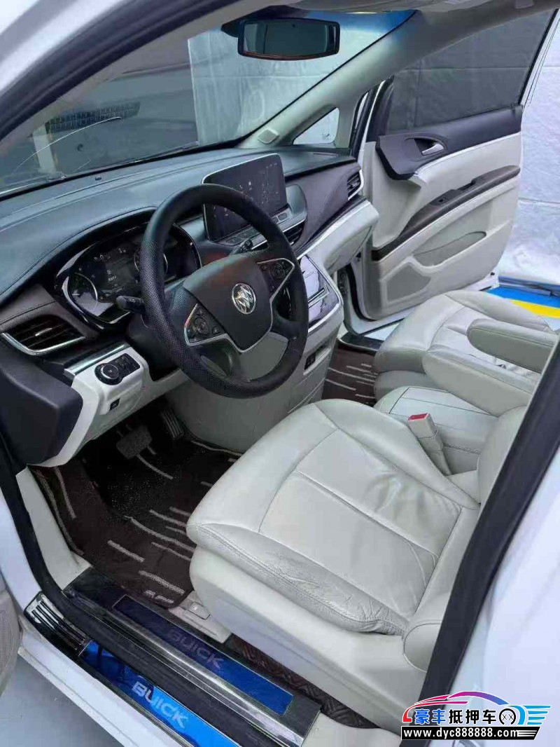 20年别克GL8轿车抵押车出售