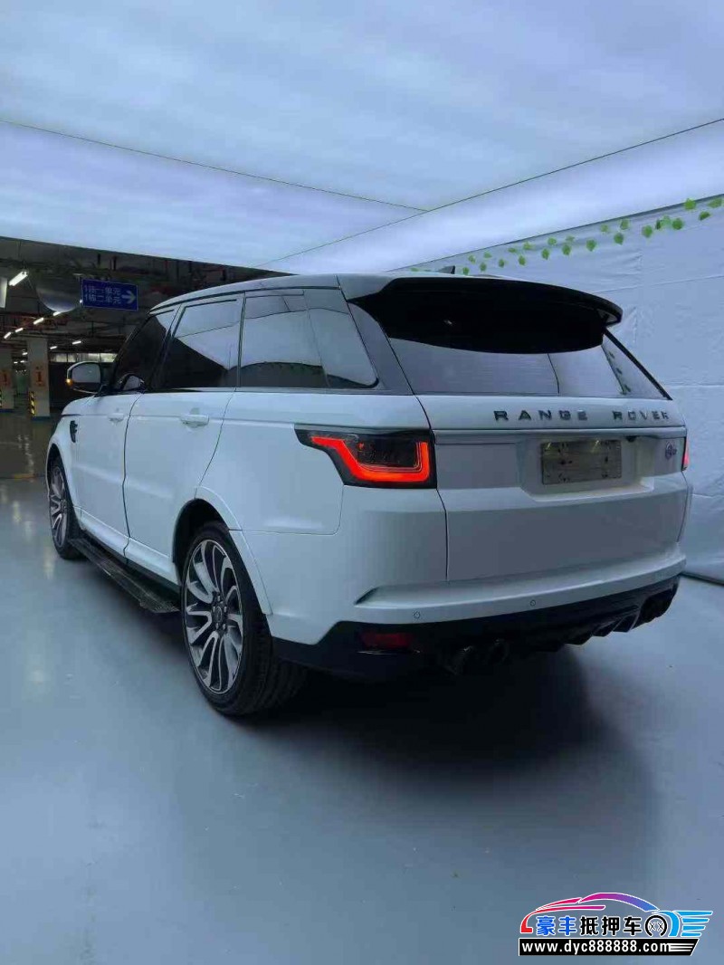 17年路虎揽胜运动轿车抵押车出售