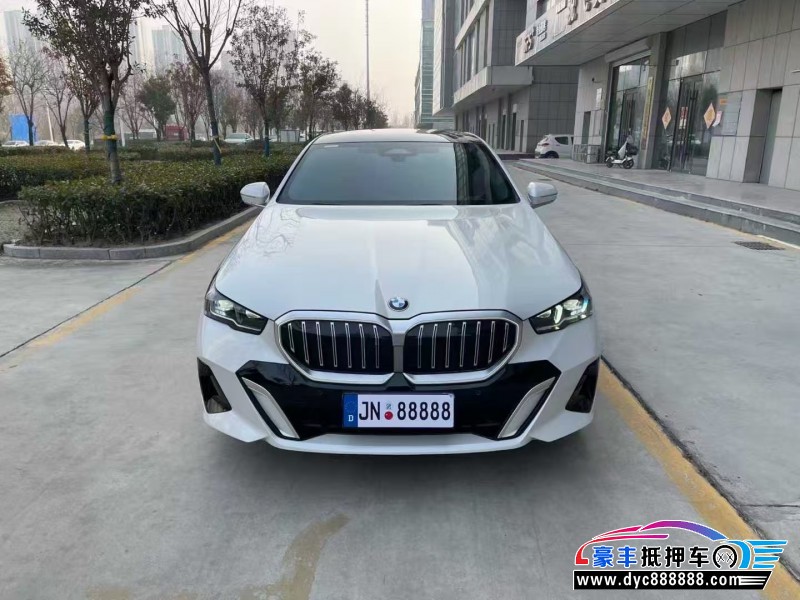24年宝马5系轿车抵押车出售