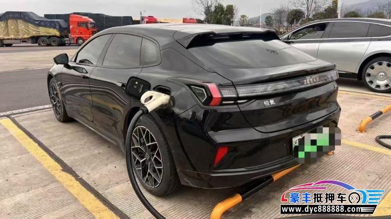 24年极氪001轿车抵押车出售