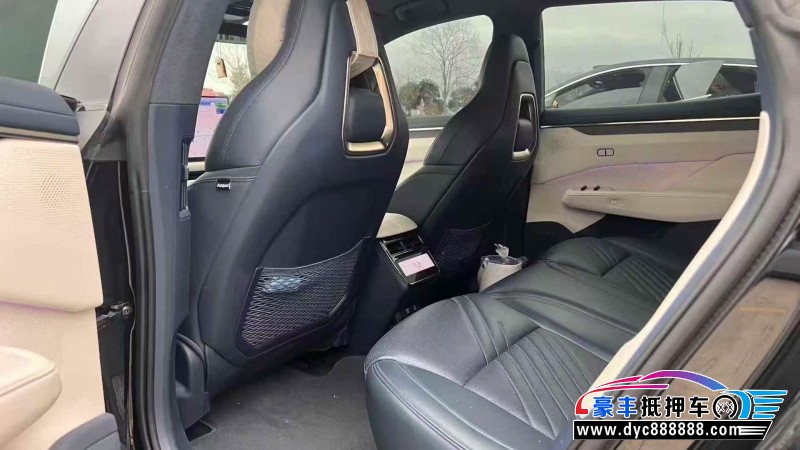 24年极氪001轿车抵押车出售