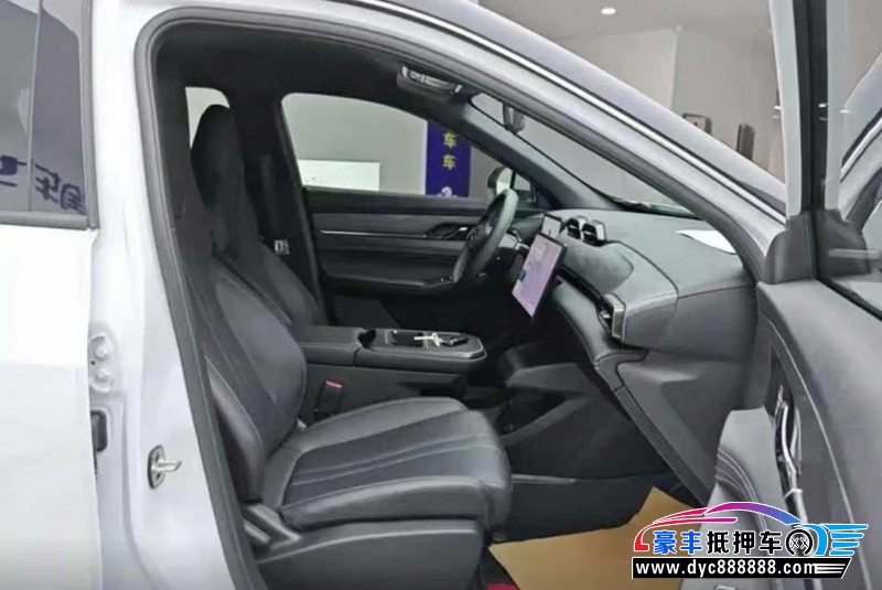 25年东风风神L7轿车抵押车出售