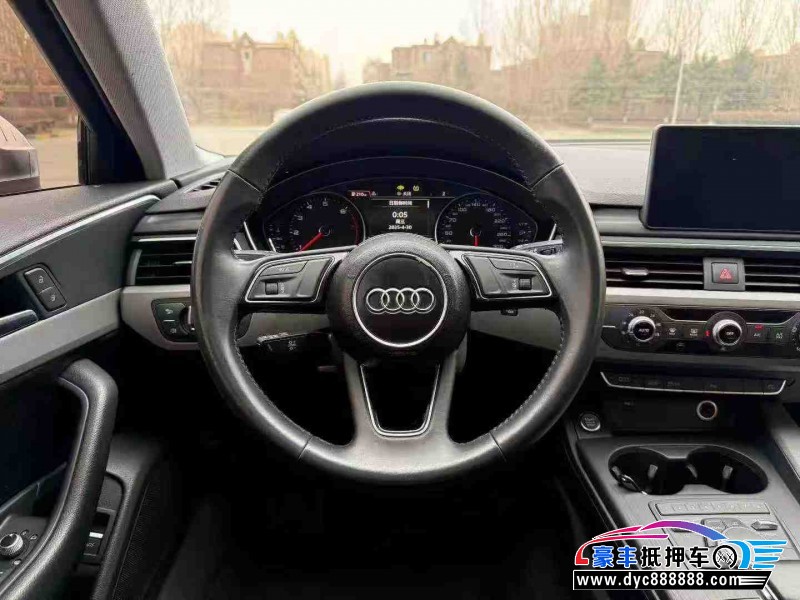 19年奥迪A4L轿车抵押车出售